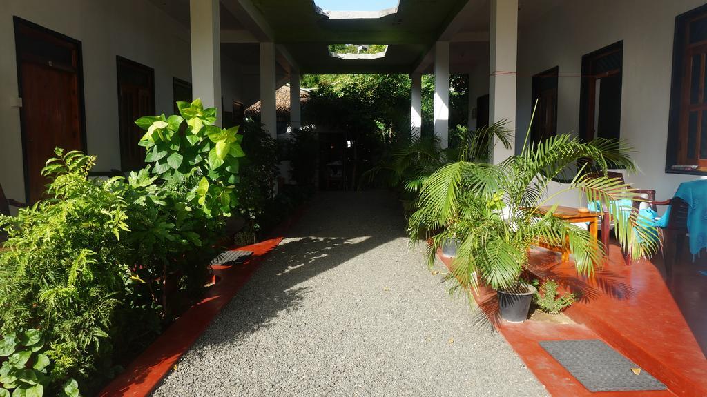 Zimbay Guest House Arugam Kudah Eksteriør bilde