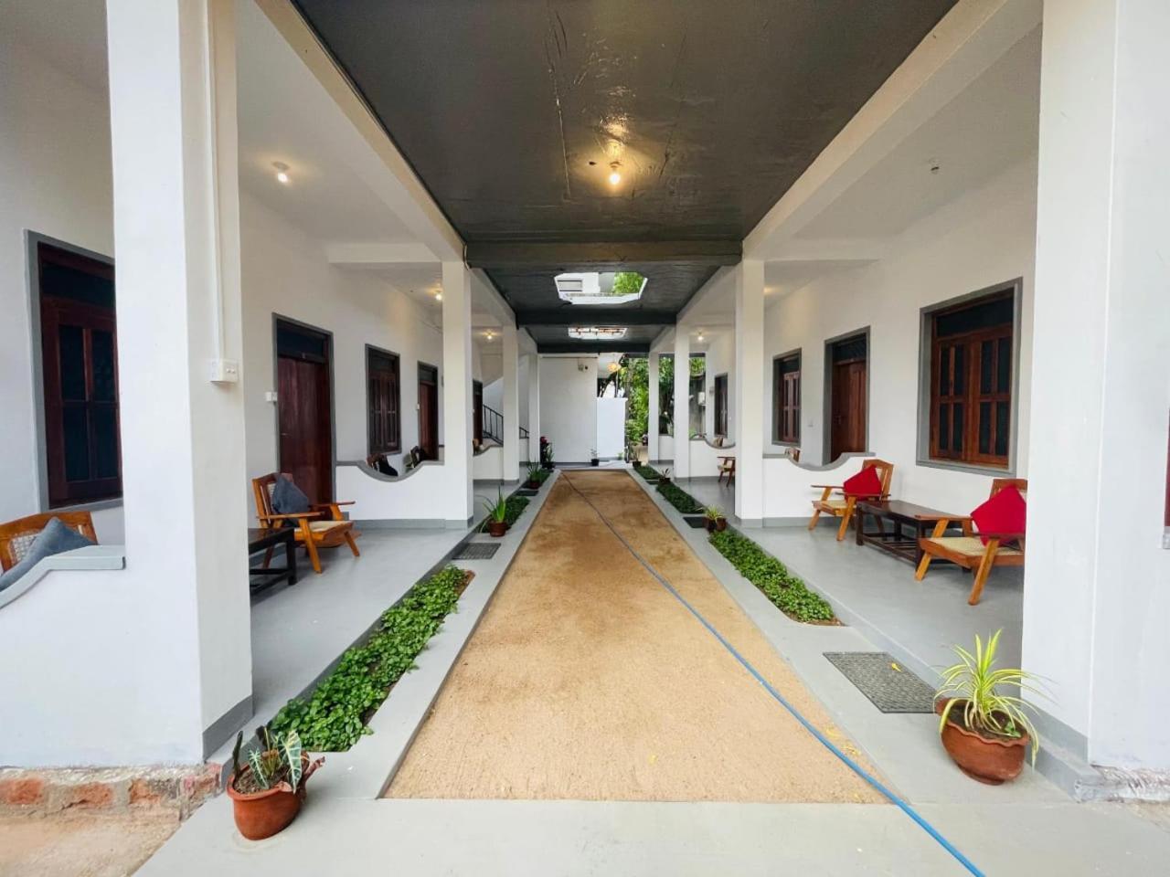 Zimbay Guest House Arugam Kudah Eksteriør bilde